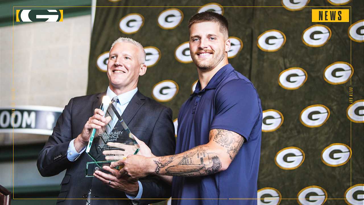 Packers TE Tucker Kraft receives 2025 community service award