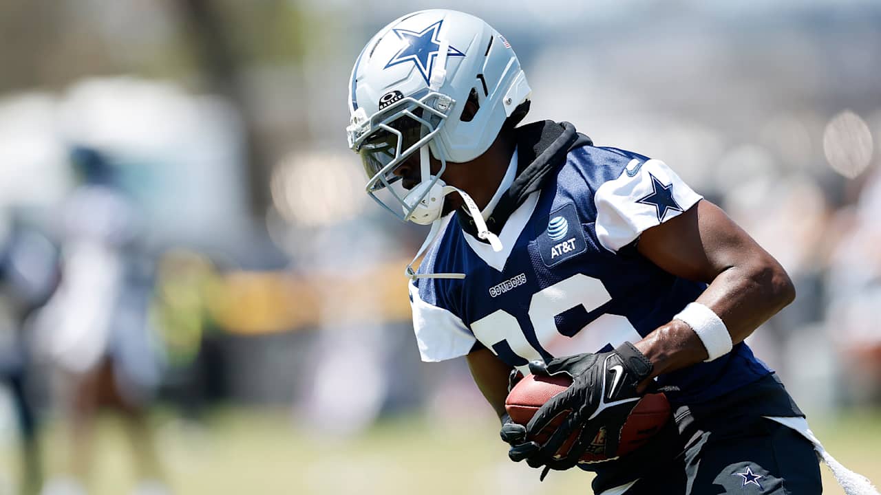 DaRon Bland hopes to get extension before season, talks playing slot and outside CB