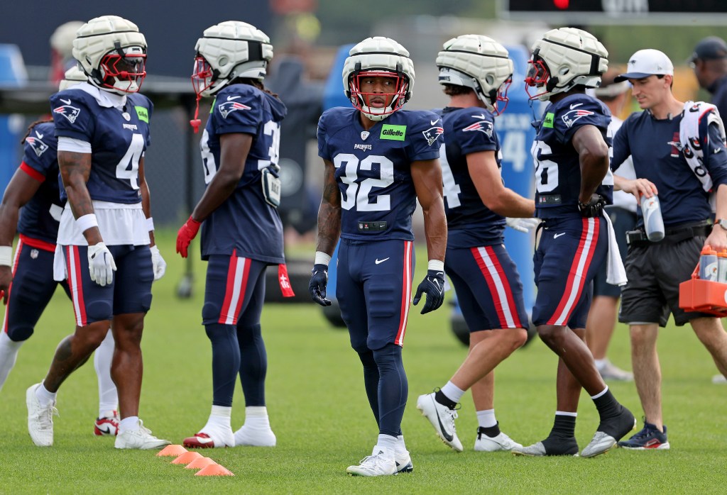 Predicting the Patriots' 53-man roster after preseason Week 1