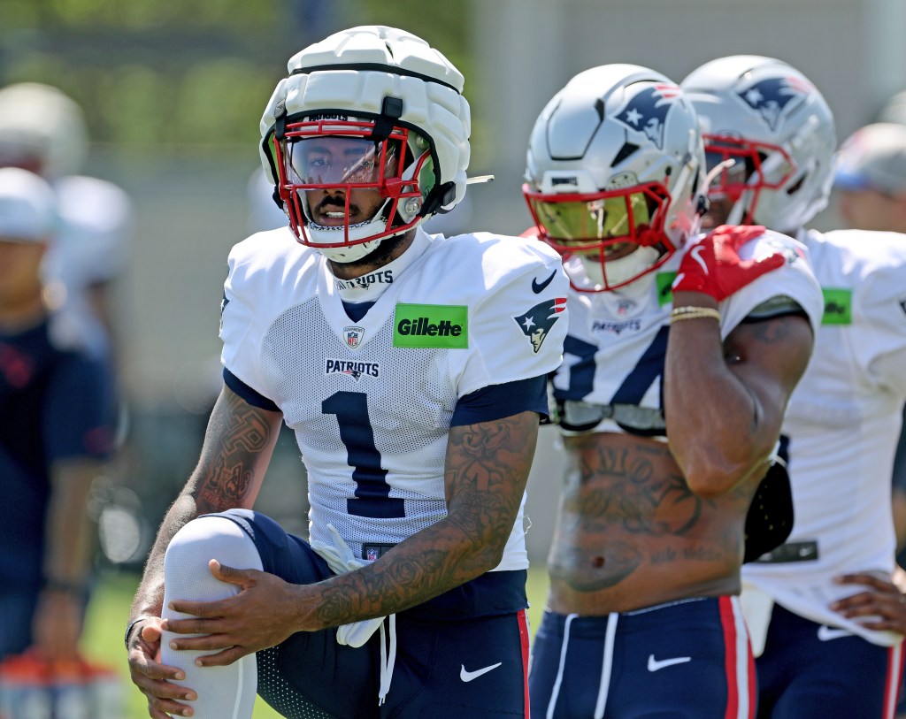 Six wide receivers make the cut, who doesn't?