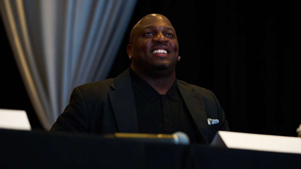 Kirk Morrison continues to forge path as 'the eyes and the ears' of the Raiders