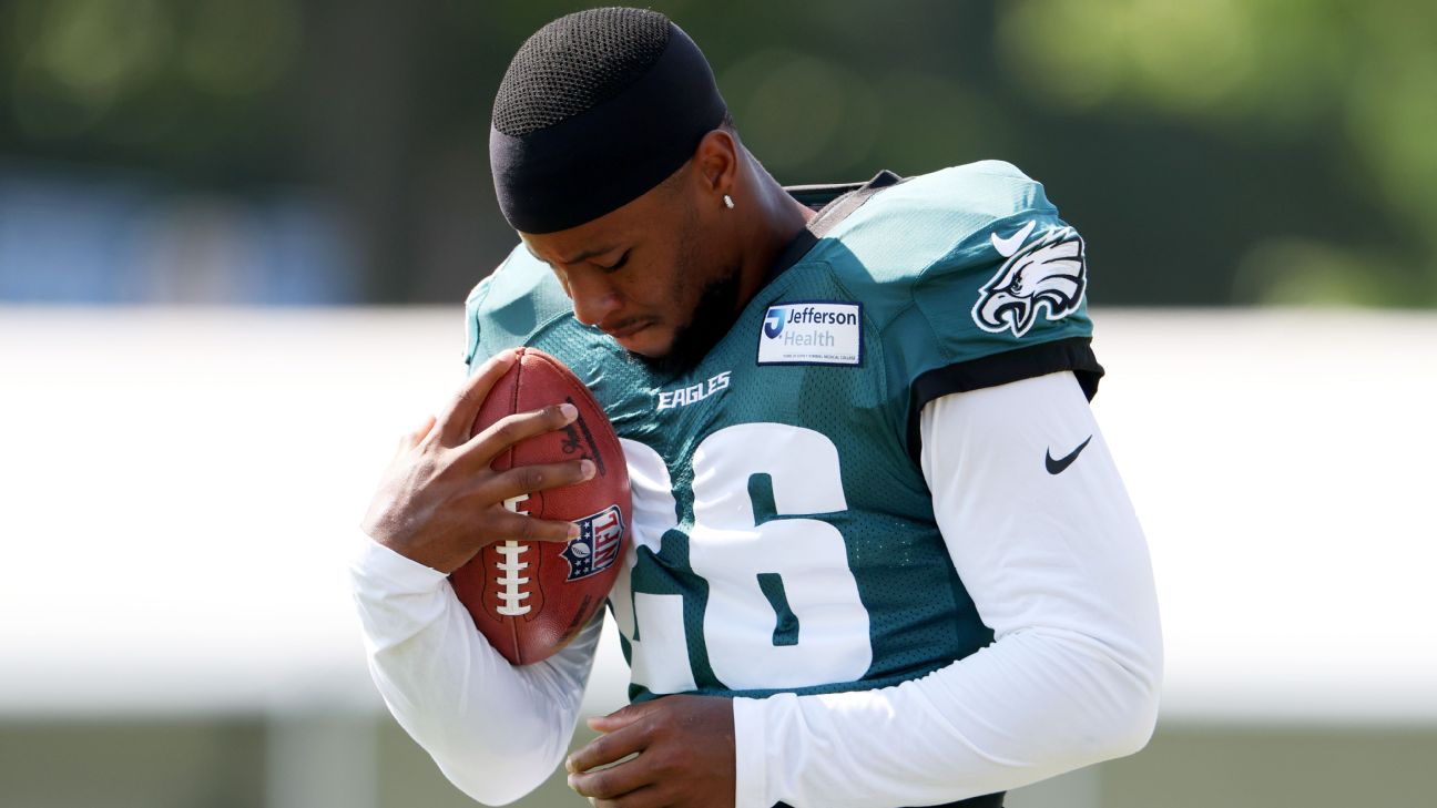 Eagles RB Saquon Barkley, the receiver?