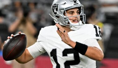 Las Vegas Raiders QB Aidan O'Connell exits with wrist injury