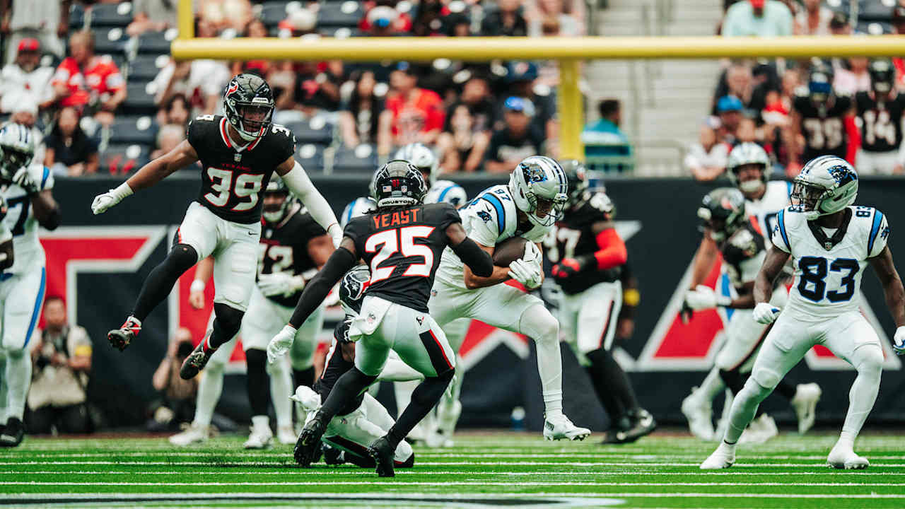 Brycen Tremayne continues to get downfield