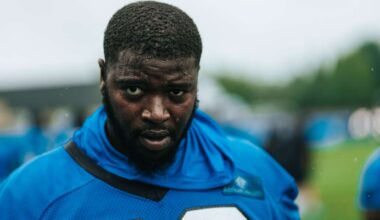 Offensive line depth tested again with injury to starter Damien Lewis