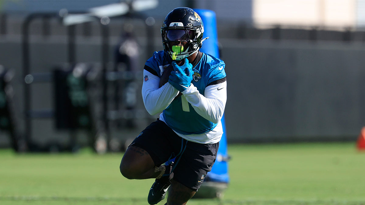 Jacksonville Jaguars running back Travis Etienne Jr. (1) runs a route during the second mandatory minicamp at Miller Electric Center Wednesday, June 11, 2025 in Jacksonville, Fla.