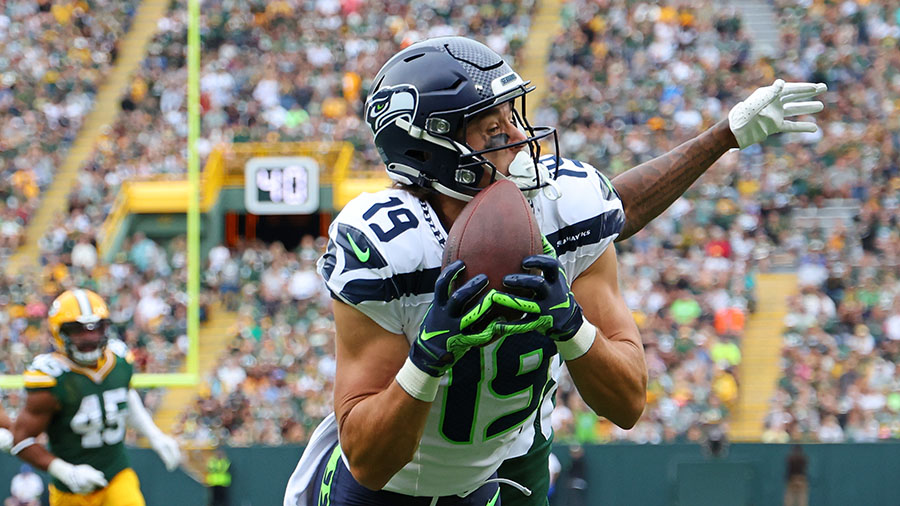 Seattle Seahawks Jake Bobo...