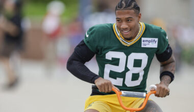 Simmons focusing on linebacker with Packers | News, Sports, Jobs