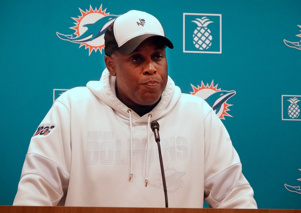Dolphins' Grier on culture change, Waller and crude emails