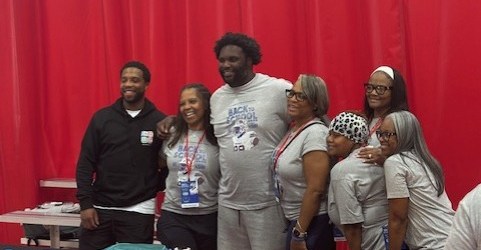 Lions’ DJ Reader filling his cup giving back to Detroit