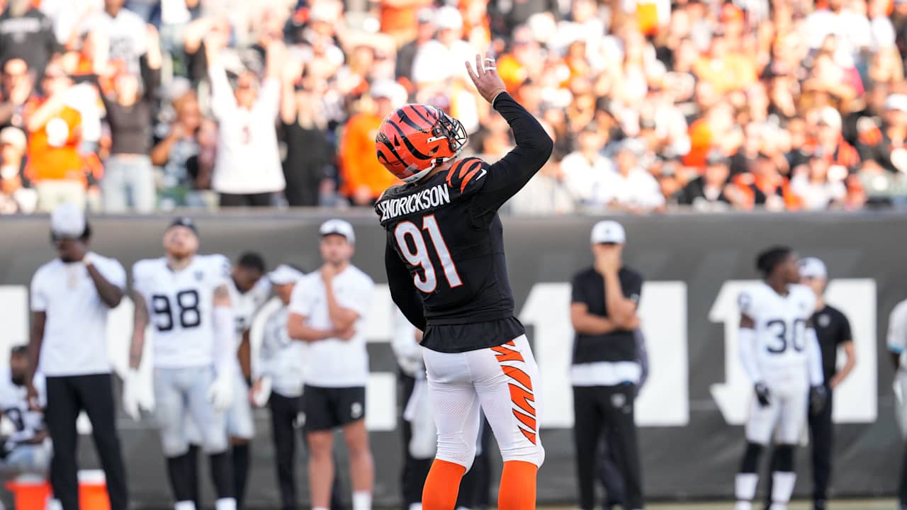Trey Hendrickson, Bengals Agree to Revised Contract