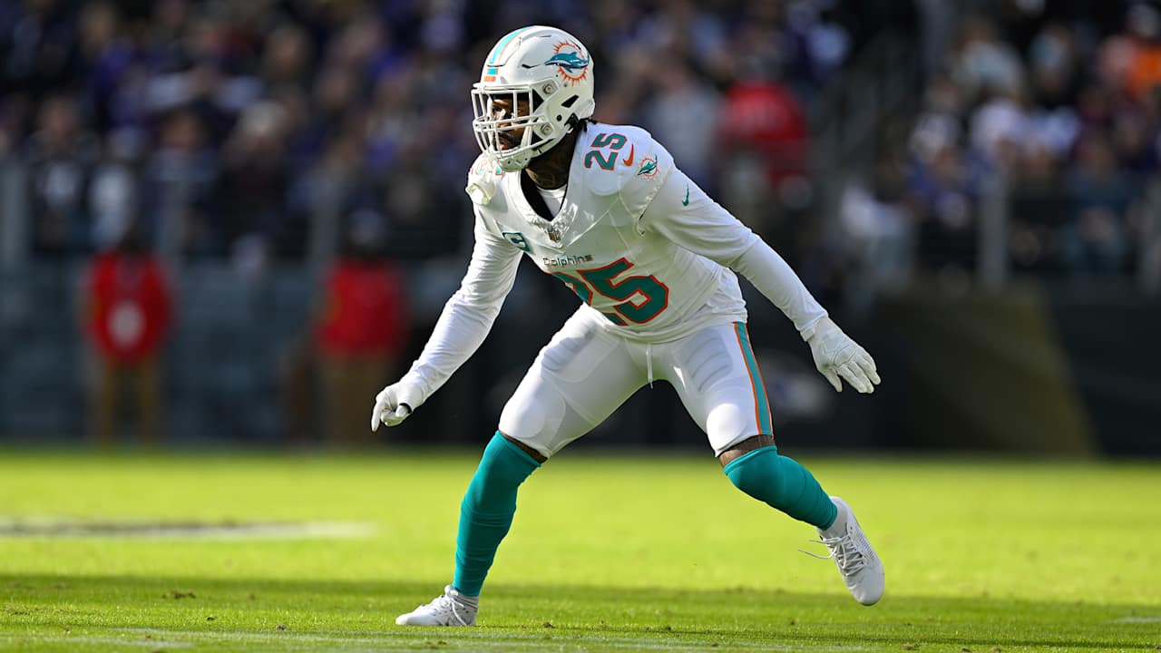 What Colts defensive coordinator Lou Anarumo sees in Xavien Howard
