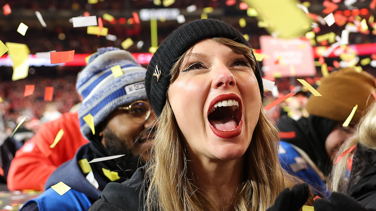 Taylor Swift explains 'freak out' after Chiefs drafted Xavier Worthy during 'New Heights' with Travis Kelce