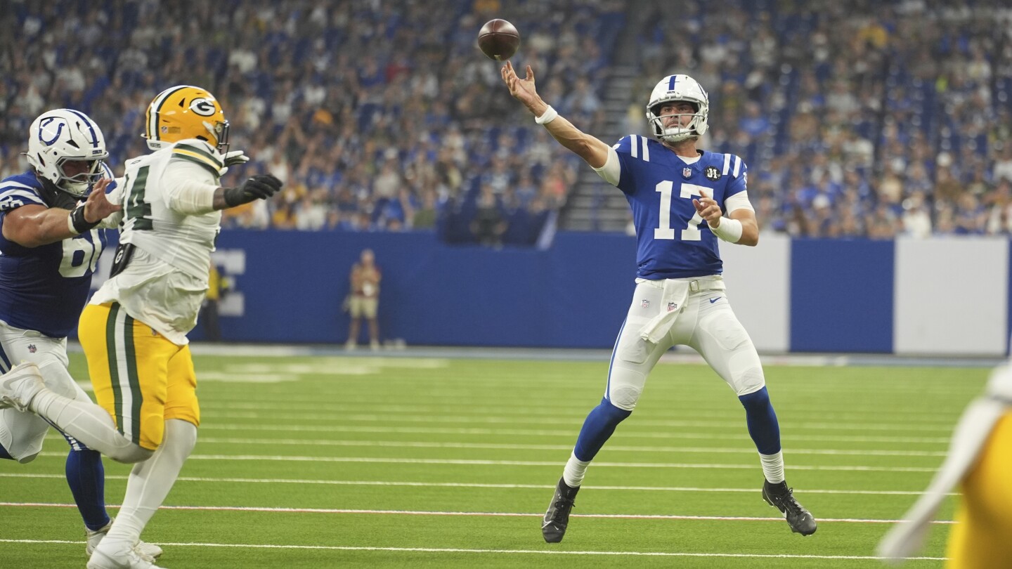 Colts planning to keep top 2 QBs on bench in preseason finale