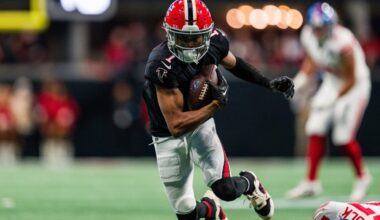 Falcons WR Darnell Mooney to miss time with shoulder injury