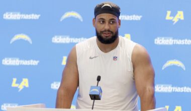 Chargers' Rashawn Slater carted off field with leg injury