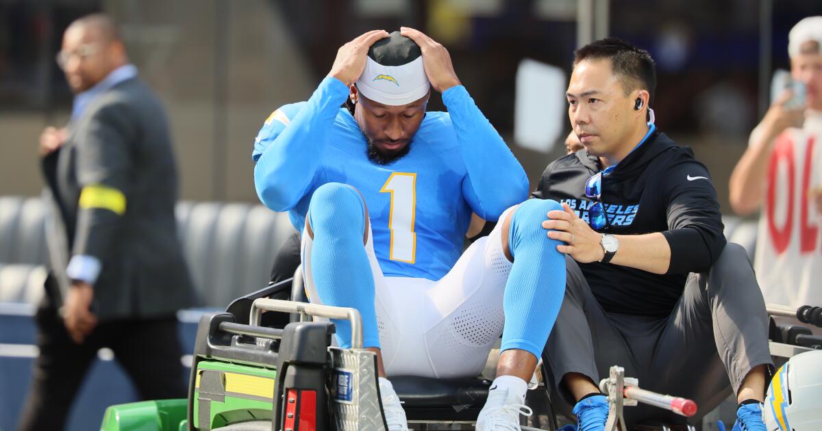 Chargers' Quentin Johnston carted off after taking hit vs. Rams
