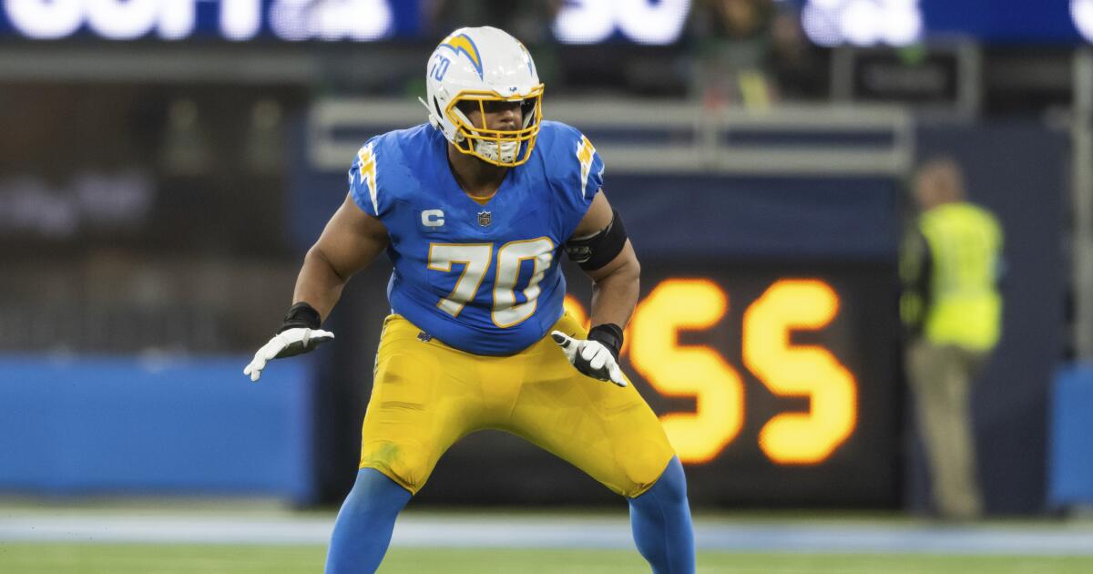 Why losing Rashawn Slater will pose a massive test for Chargers