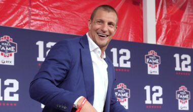 Rob Gronkowski says he will sign one-day contract to retire as Patriot