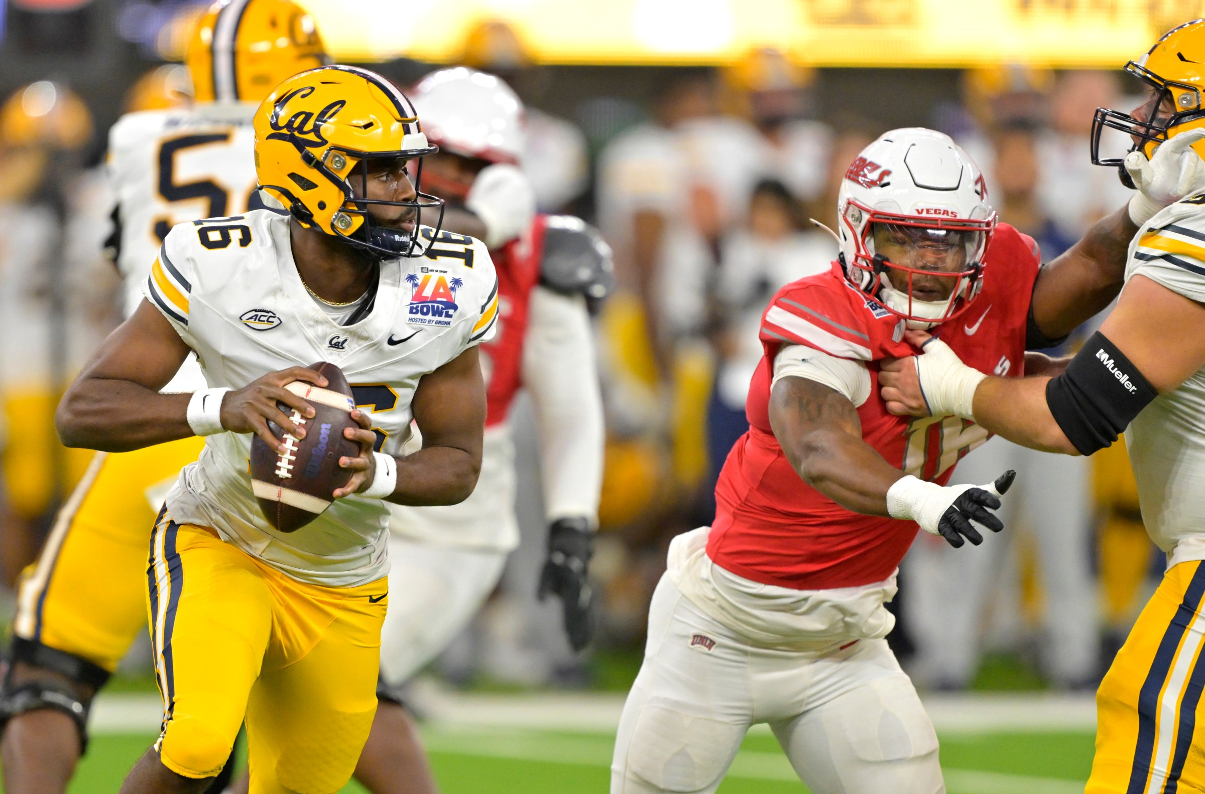 NCAA Football: LA Bowl-California at UNLV