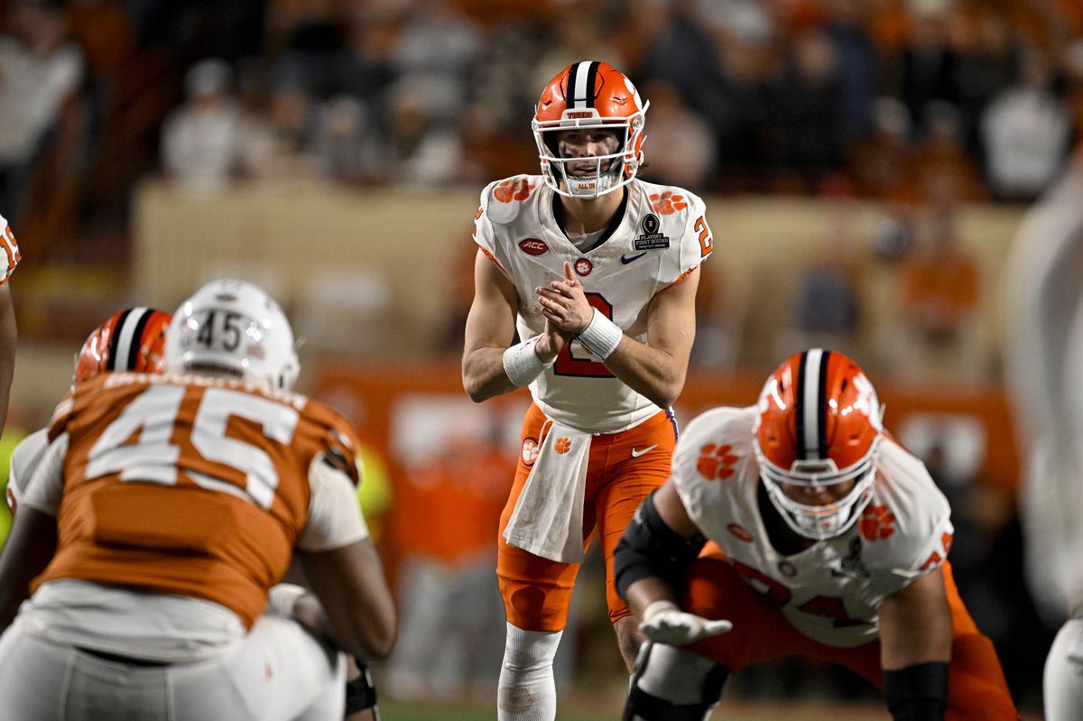 NCAA Football: CFP National Playoff First Round-Clemson at Texas