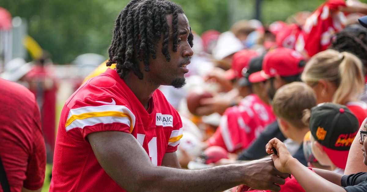 Chiefs Roster: Rookie Jalen Royals gaining the trust of Patrick Mahomes