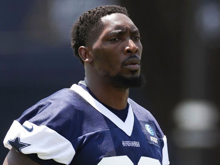 Seahawks' Lawrence rebuffed Commanders in FA: 'No bandwagon guy'