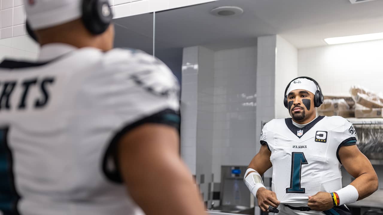 What's the latest on Jalen Hurts?