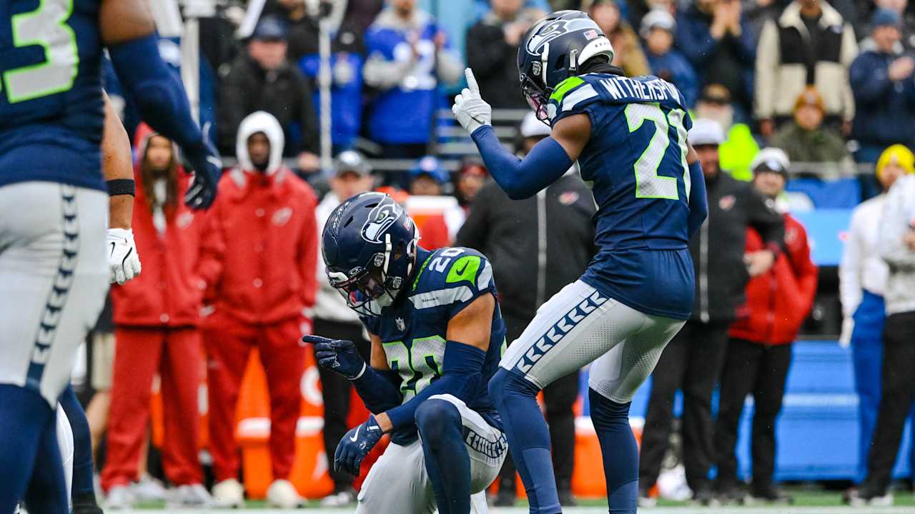 Seahawks Defense Continues To Dominate In Win Over Cardinals