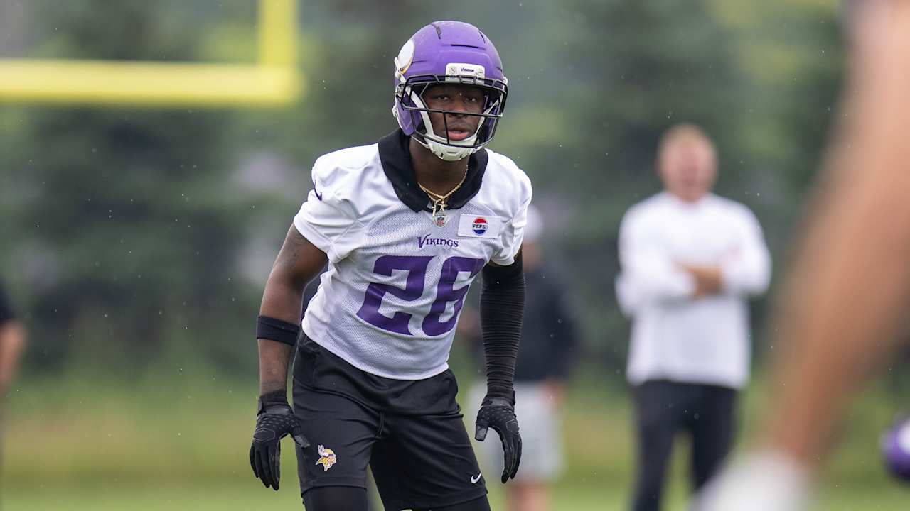 Theo Jackson Nabs 2 Picks