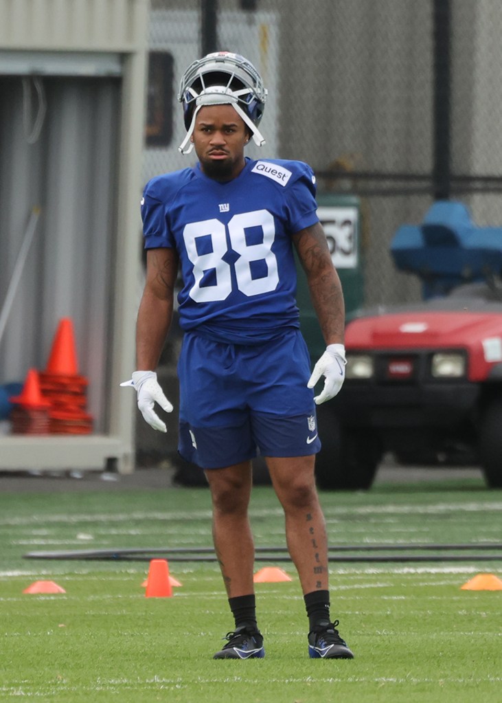  New York Giants wide receiver Xavier Gipson #88, watching practice at the Giants training facility in East Rutherford, 