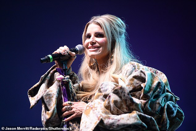 While performing at the 2025 Women Who Rock Benefit Concert in Pittsburgh earlier this month, fan-taken footage showed the Dukes of Hazzards star telling her audience about how her ex had recently reached out to her unexpectedly