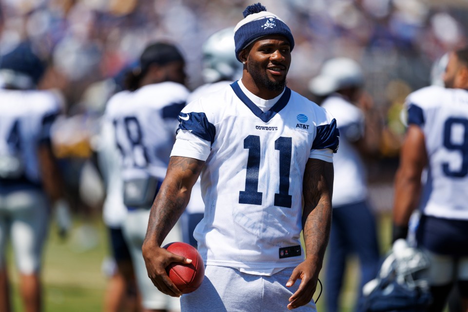 Micah Parsons #11 of the Dallas Cowboys at practice.