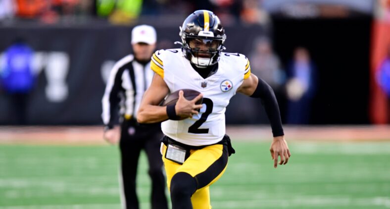 Pittsburgh Steelers QB Justin Fields