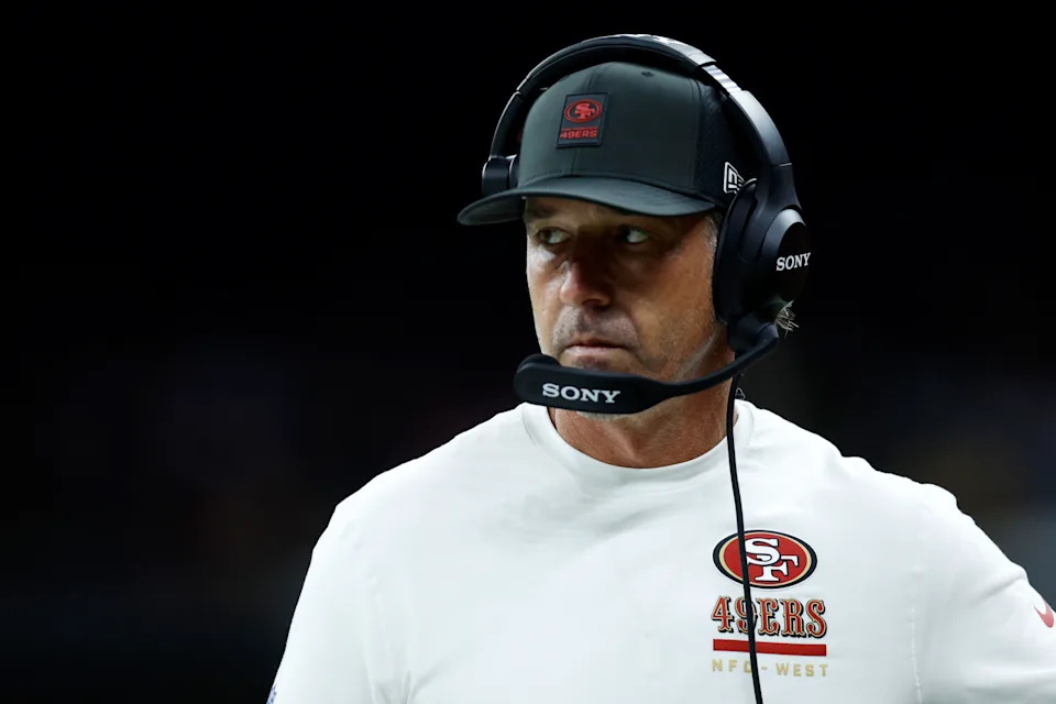 San Francisco 49ers head coach Kyle Shanahan has led his team to first place in the NFC West through three weeks. (Photo by Sean Gardner/Getty Images)