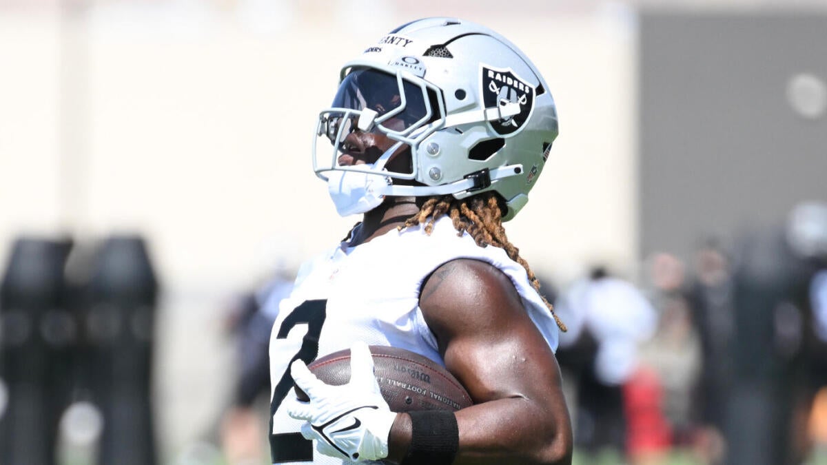 NFL futures odds, best bets: Ashton Jeanty, Cam Ward, Abdul Carter headline OROY, DROY contenders