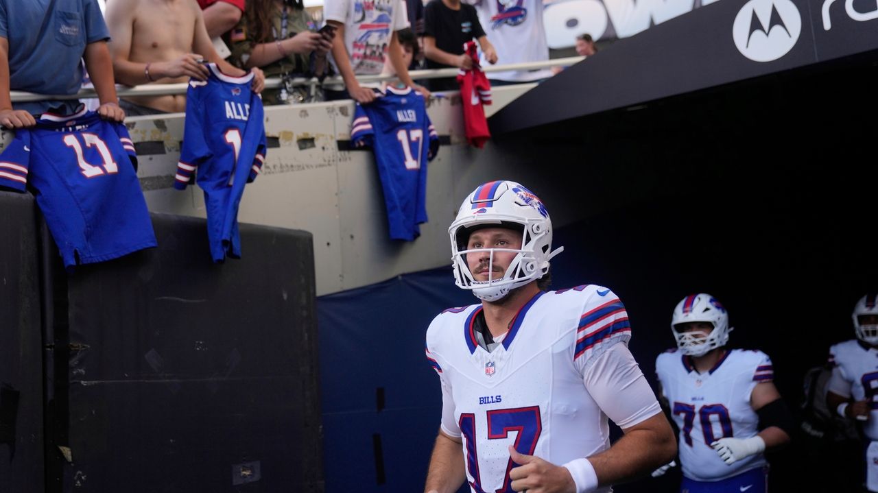 Josh Allen eager, and a little anxious, for Bills opener against Ravens after hectic offseason