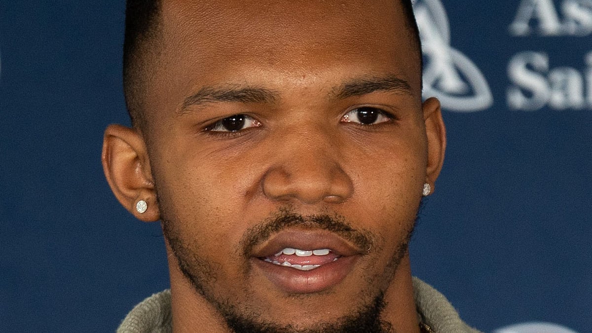 Tony Pollard Headshot