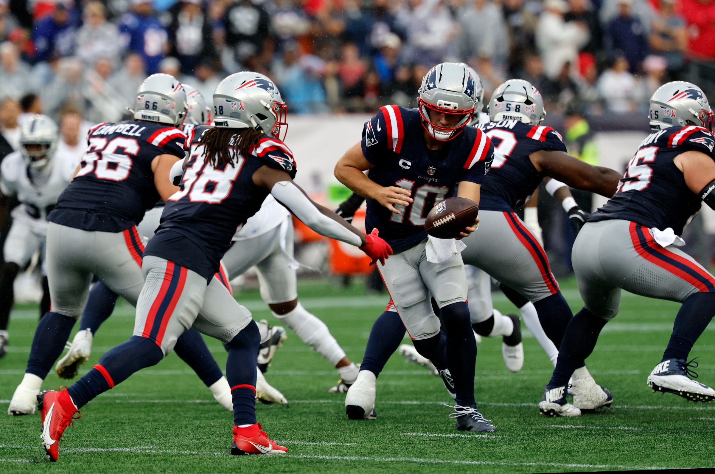 Patriots links 9/09/25: Offense in no rush