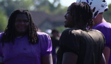 Ridge Point’s Smith Twins shine on the defensive line