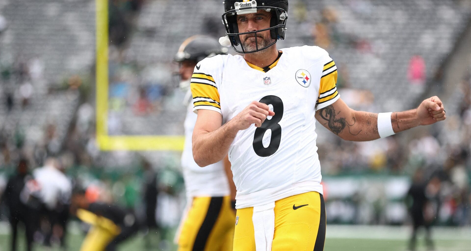 Pittsburgh Steelers legend Ben Roethlisberger has lingering Aaron Rodgers doubts after Week 1 performance at Jets