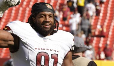 Commanders DL Deatrich Wise Jr. carted off after suffering quad injury against Packers