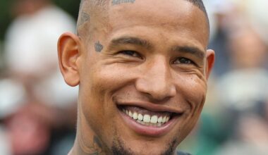 Darren Waller Headshot