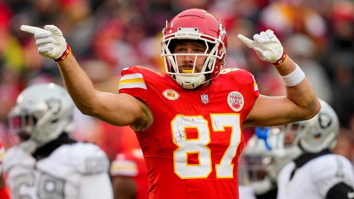 NFL DFS, Week 2: FanDuel, DraftKings daily Fantasy football picks include Travis Kelce, Christian McCaffrey