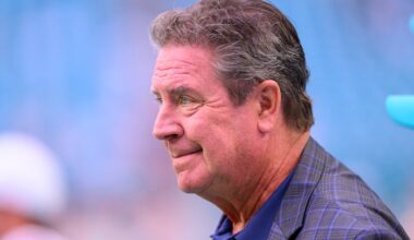 Dolphins legend Dan Marino diagnosed with liver disease, he reveals
