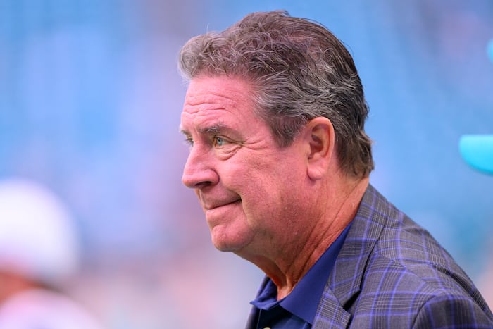 Dolphins legend Dan Marino diagnosed with liver disease, he reveals