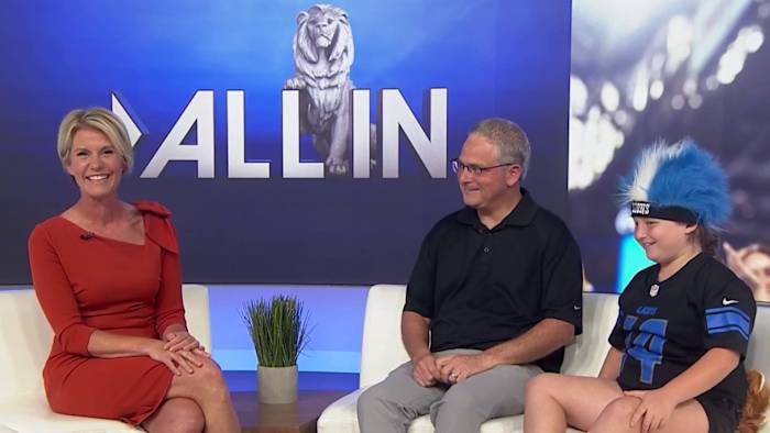 Detroit Lions QB Jared Goff’s leap falls short, but this father-daughter duo had his back, literally