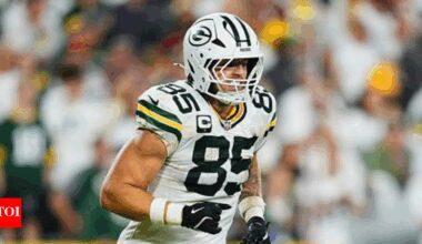 What happened to Tucker Kraft in Packers practice before the Browns game | NFL News