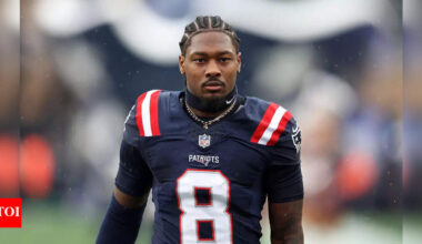 New England Patriots receiver Stefon Diggs brushes off Cardi B pregnancy questions with a cold response | NFL News