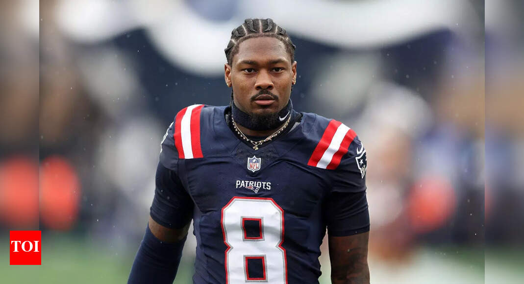 New England Patriots receiver Stefon Diggs brushes off Cardi B pregnancy questions with a cold response | NFL News